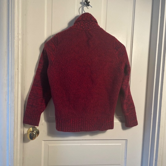 Inis Meian Cashmere Merino Wool Blend Irish Sweater with Antler Button, Medium - Picture 6 of 6